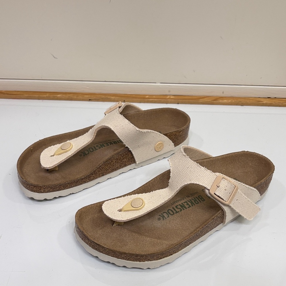 Birkenstock Gizeh Thong Sandals in Beige Canvas Like New Vegan footbed - Picture 4 of 9